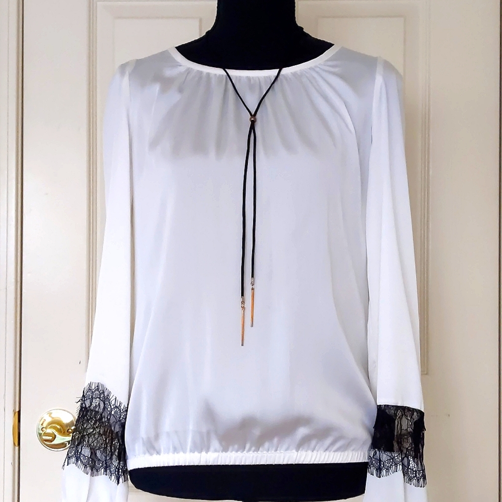 NWOT. Simple Faux Leather String with Gold Bead and Bar Drop Adjustable Necklace